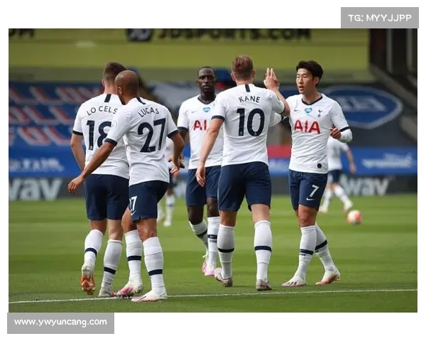 小卢卡斯在巴黎长期替补的原因深度解析球队战术与竞争格局变化